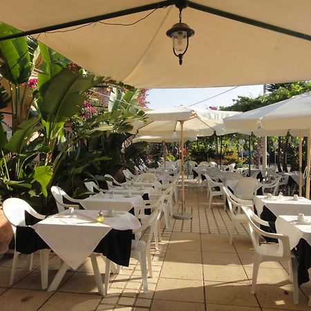 Hotel Domus De Janas Sul Mare Bari Sardo Exterior foto